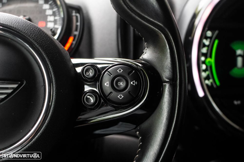 MINI Countryman Cooper SE ALL4 Auto - 15