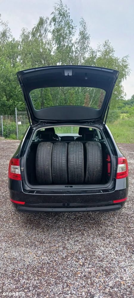 Skoda Octavia 1.6 TDI SCR Ambition - 10
