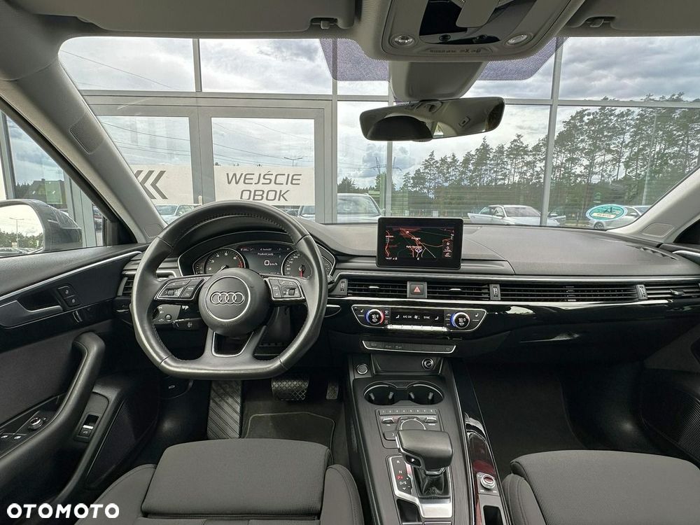 Audi A4 Avant 40 TFSI S tronic S line - 9