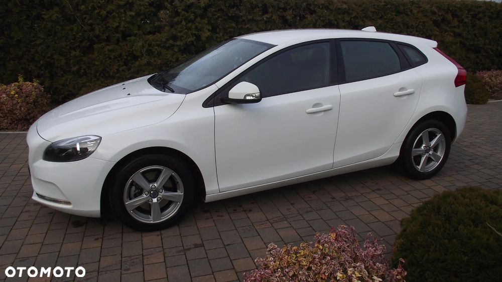 Volvo V40 T2 Kinetic - 3