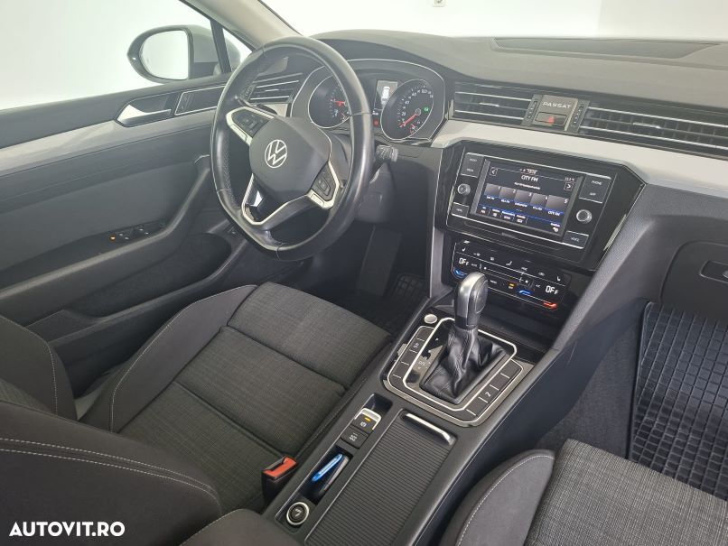 Volkswagen Passat 2.0 TDI DSG Comfortline - 8