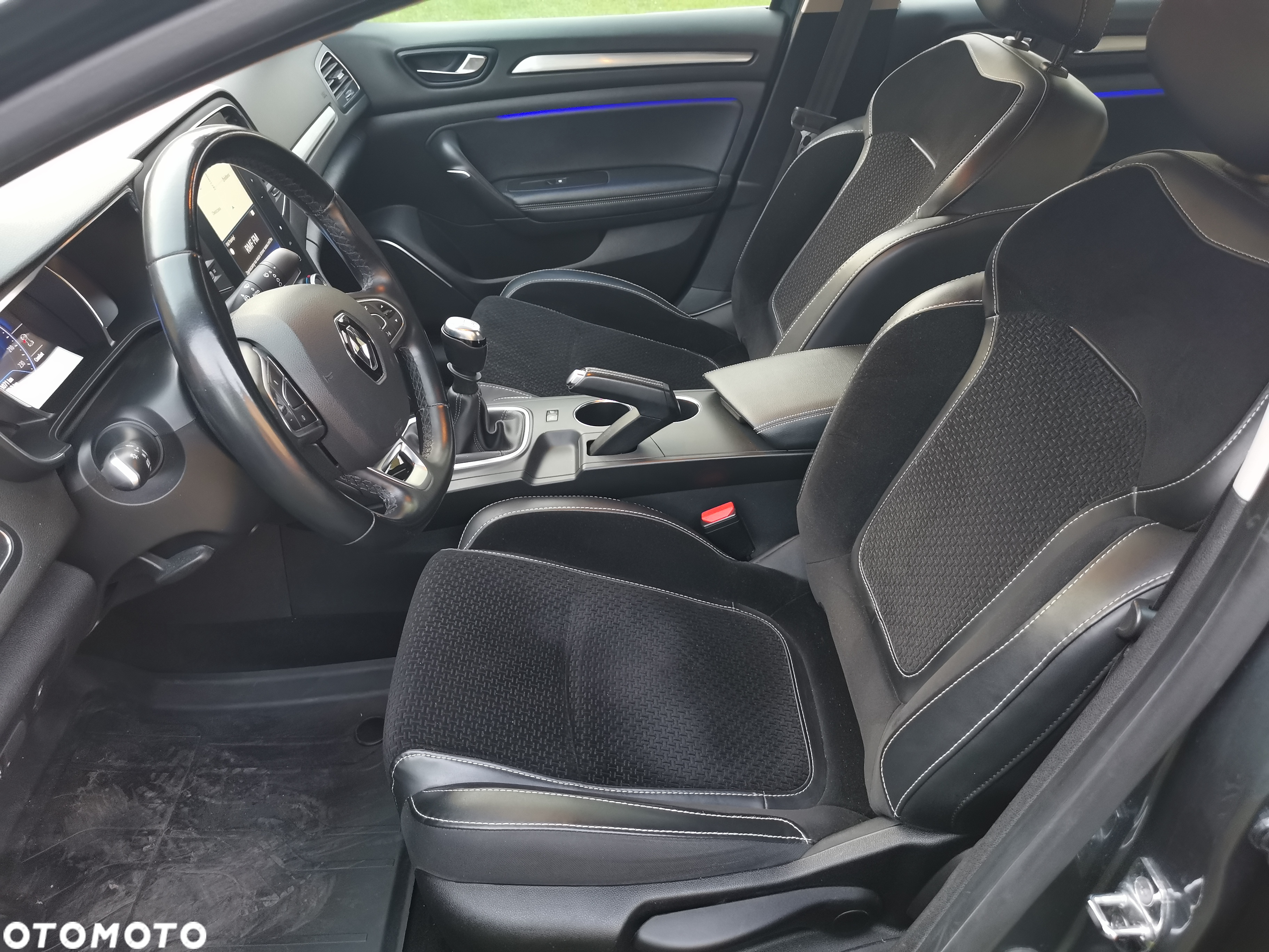 Renault Megane 1.5 Blue dCi Intens - 19