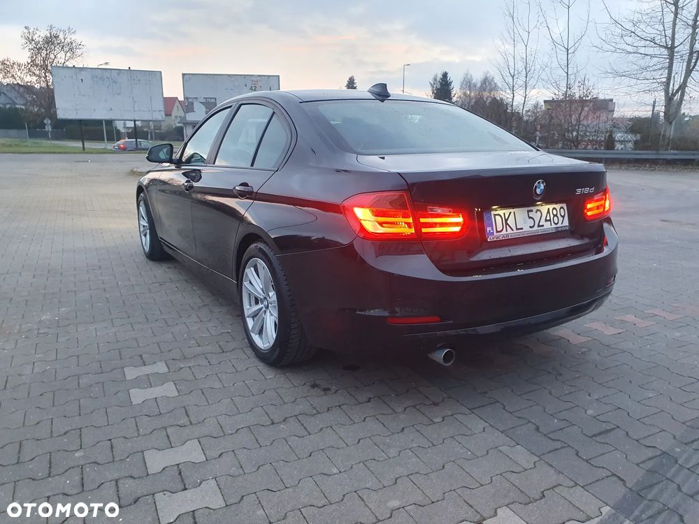 BMW Seria 3 318d DPF - 4