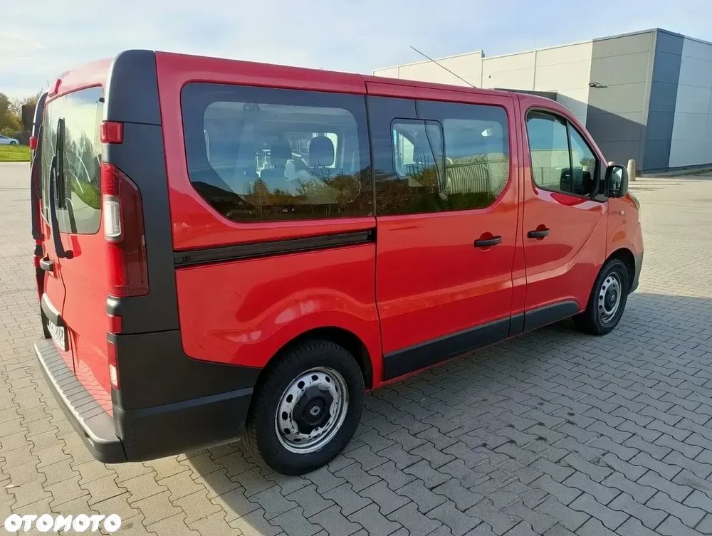 Renault Trafic - 2
