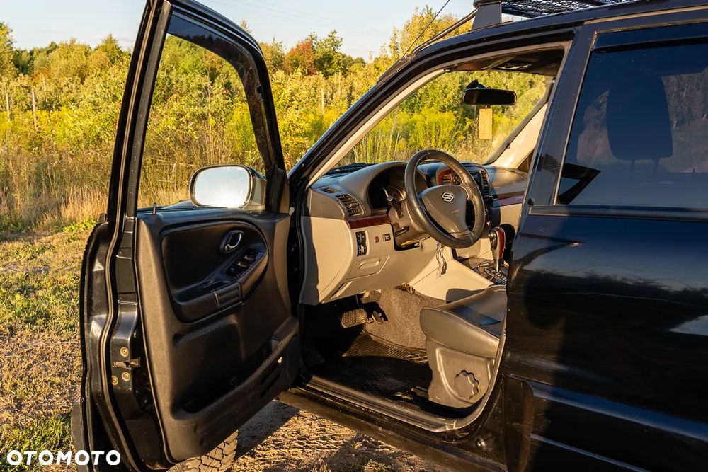 Suzuki Grand Vitara - 18