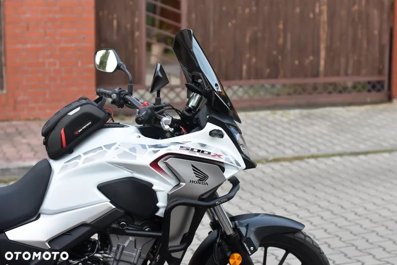 Honda CB - 12