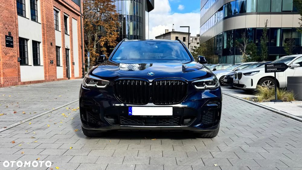 BMW X5 M M50i - 3