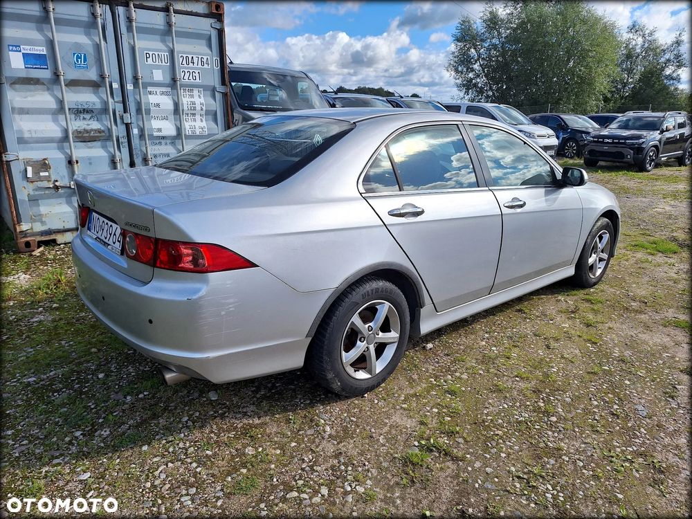 Honda Accord 2.0 Executive - 3