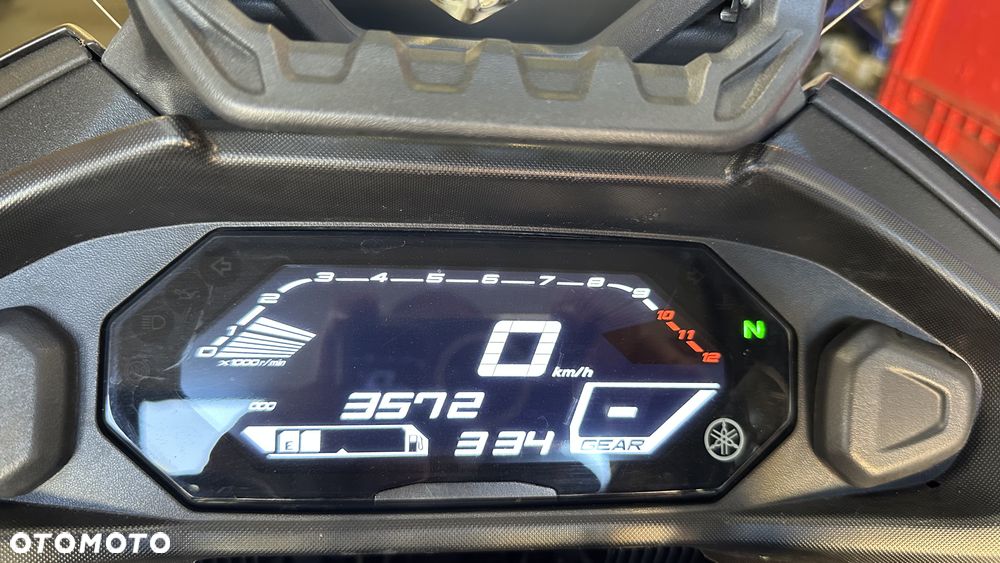 Yamaha MT - 16