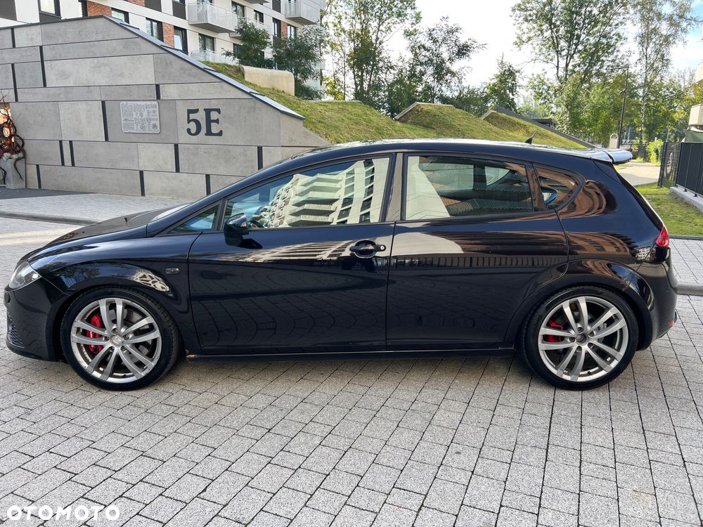 Seat Leon 2007 photo 2