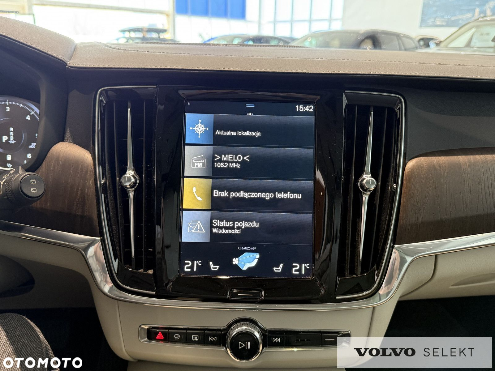 Volvo V90 Cross Country - 22