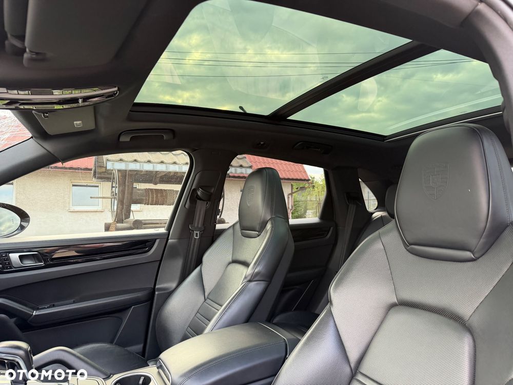 Porsche Cayenne E-Hybrid Tiptronic S - 29
