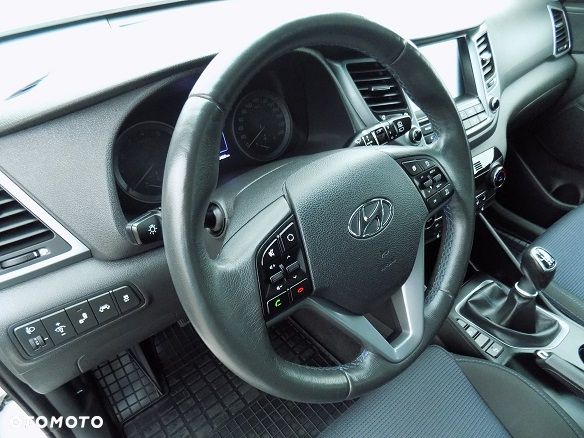 Hyundai Tucson 1.6 Turbo 2WD Navi - 23