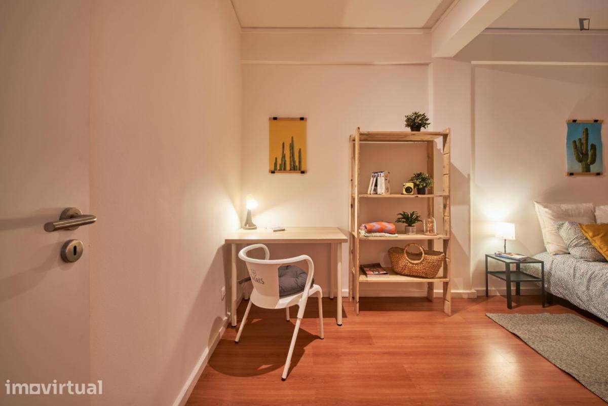 Quarto - localizado em Lumiar Lisbon - Grande imagem: 3/25