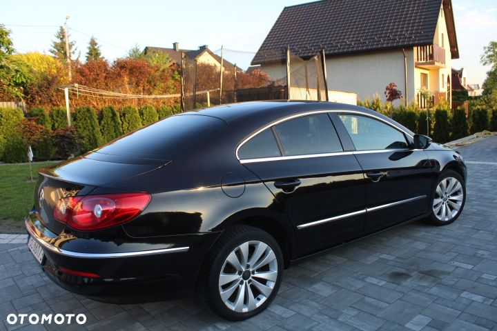 Volkswagen Passat CC - 27