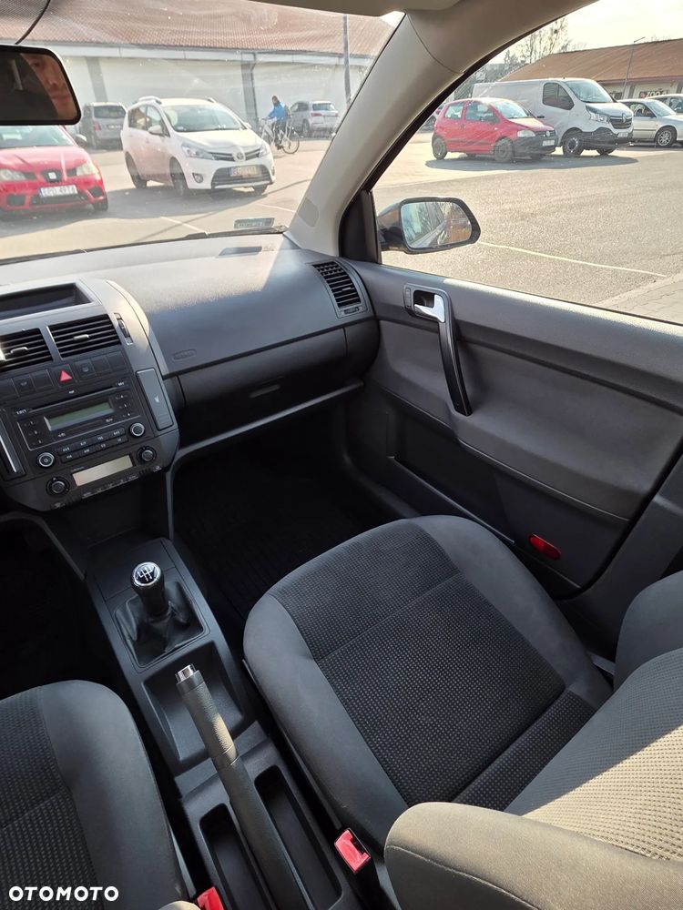 Volkswagen Polo 1.4 Comfortline - 21