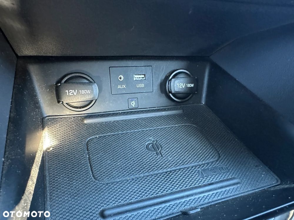 Hyundai IONIQ hybrid Premium - 34