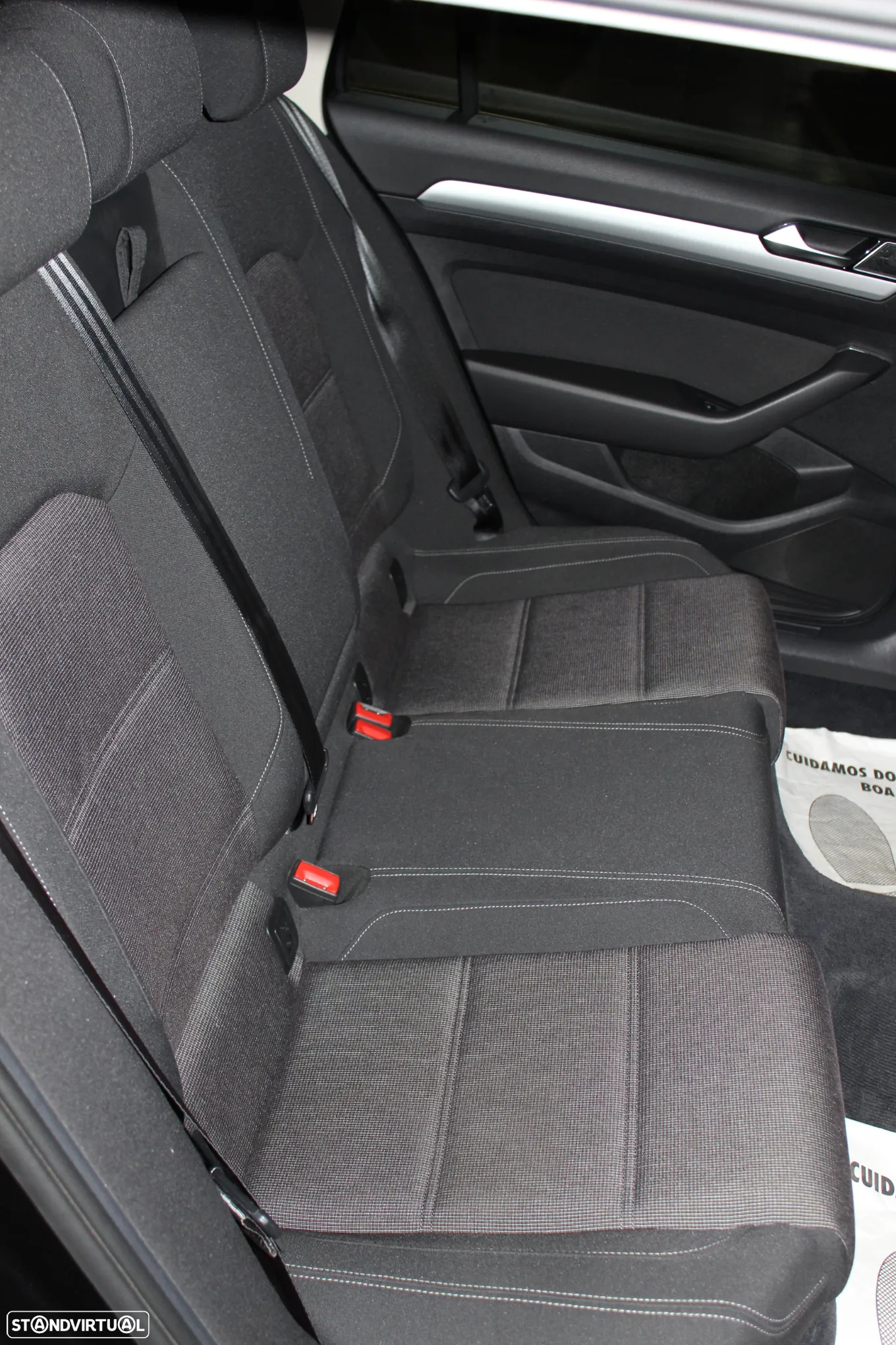 VW Passat Variant 1.6 TDI Confortline DSG - 8