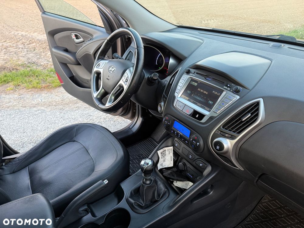 Hyundai ix35 2.0 CRDi 4WD Premium - 11