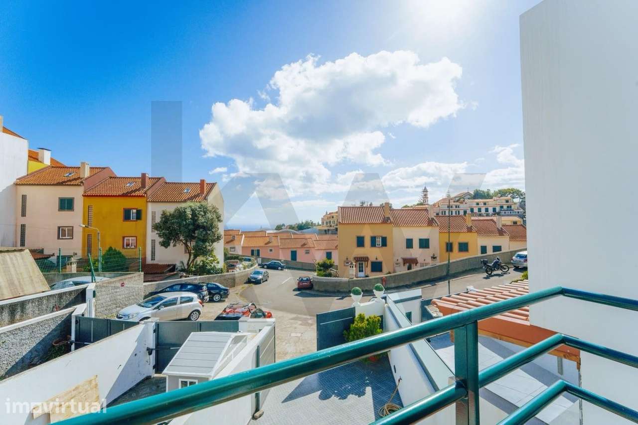 Moradia T2 com Sótão, Pátio e Zona de Churrasco | Caniço – Madeira - Grande imagem: 5/29