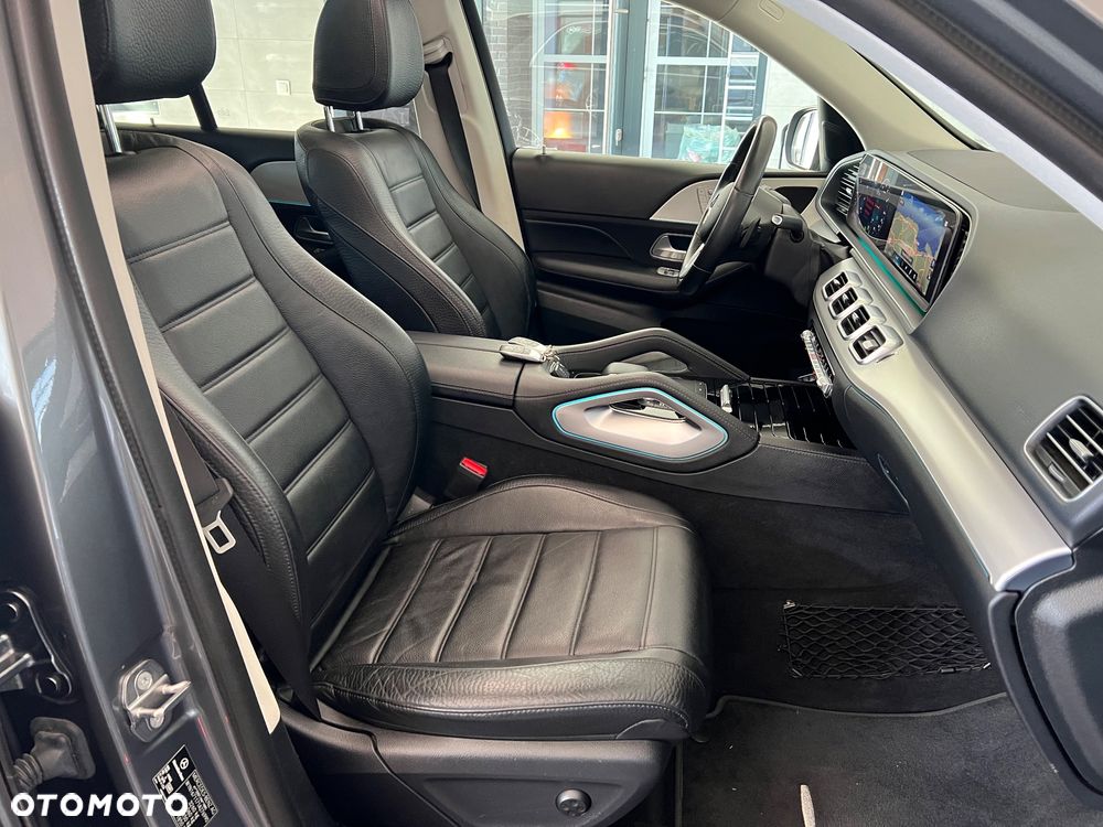 Mercedes-Benz GLE 300 d 4Matic 9G-TRONIC AMG Line - 31