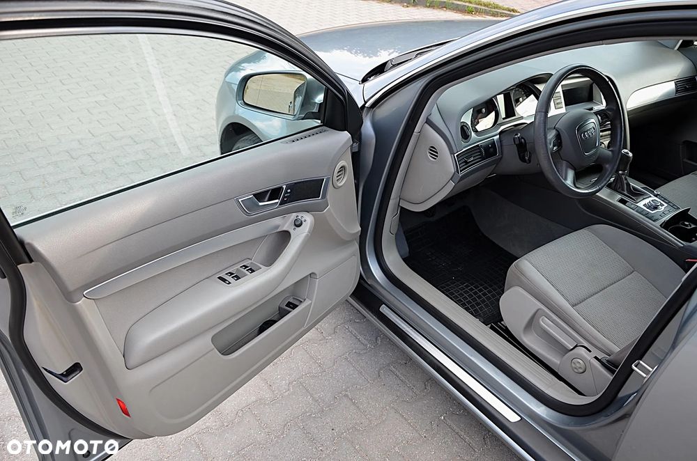 Audi A6 - 12