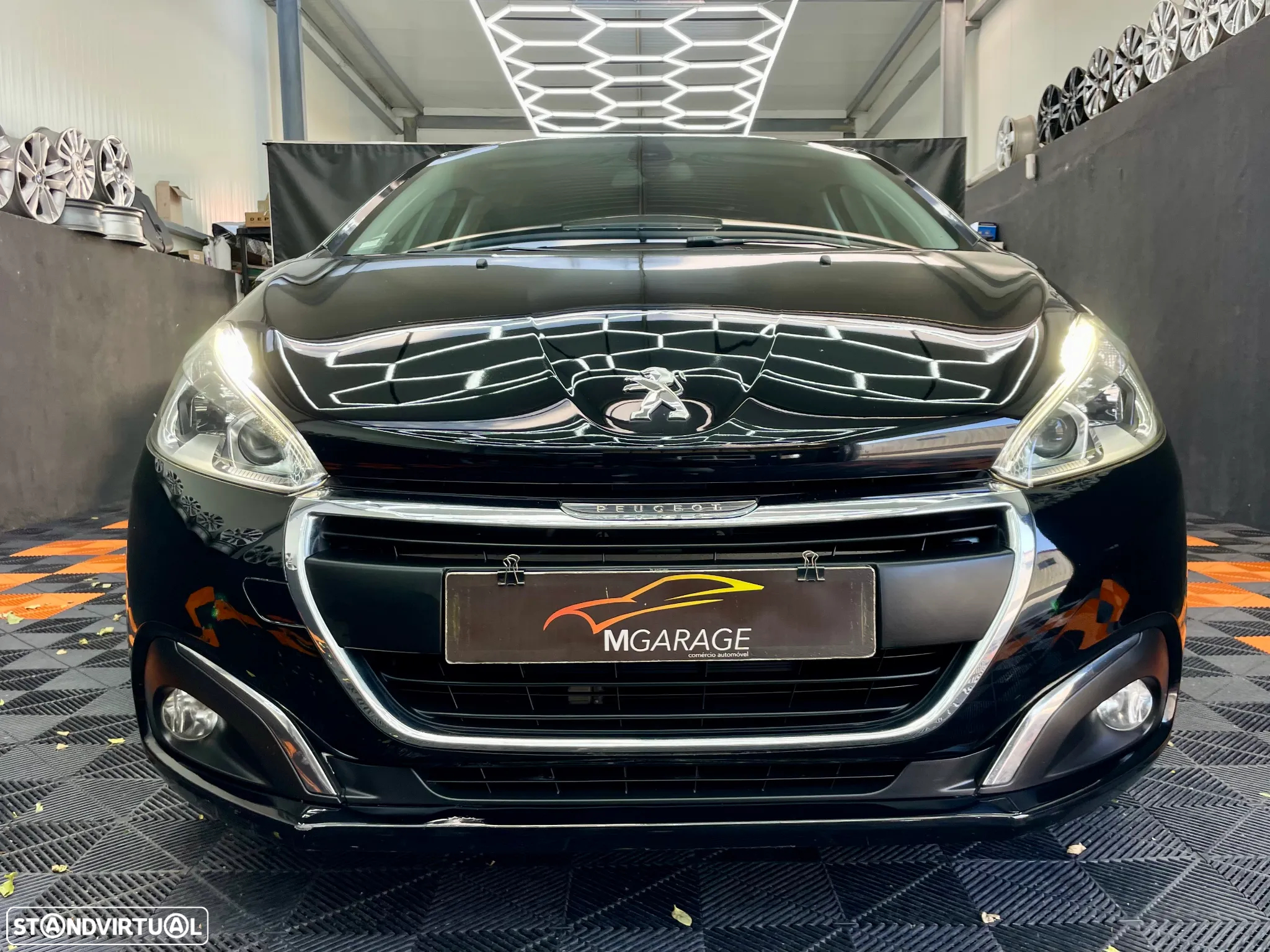 Peugeot 208 1.2 PureTech Style - 9