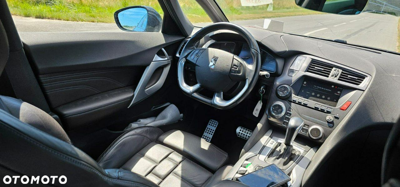 DS Automobiles DS 5 - 17