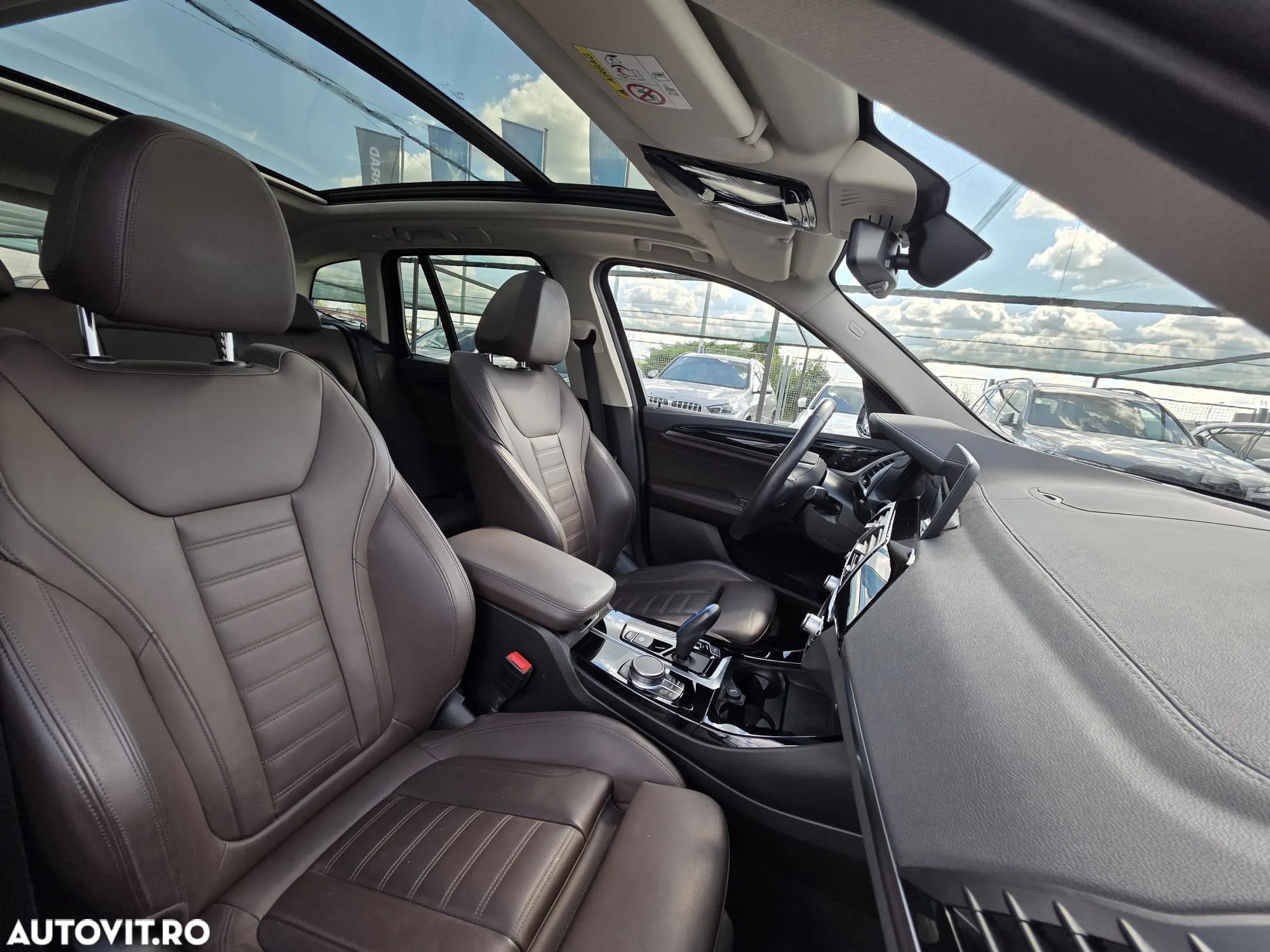 BMW iX3 Standard - 11