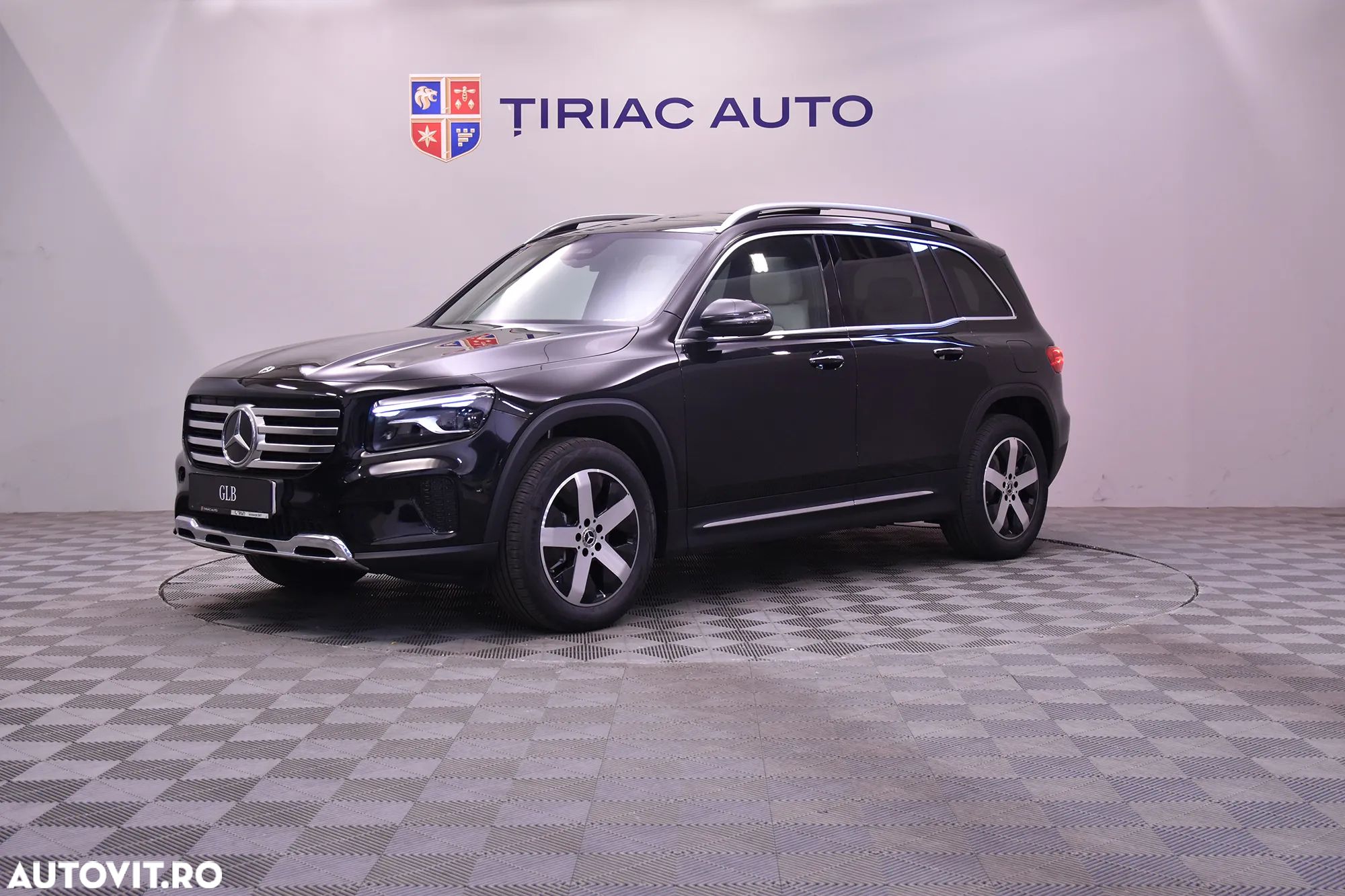 Mercedes-Benz GLB 220 4Matic 8G-DCT Progressive Advanced - 1
