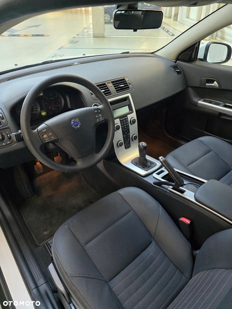 Volvo C30 1.6D DRIVe Momentum - 3