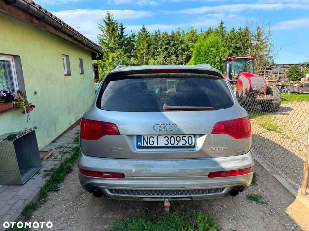 Audi Q7 - 13
