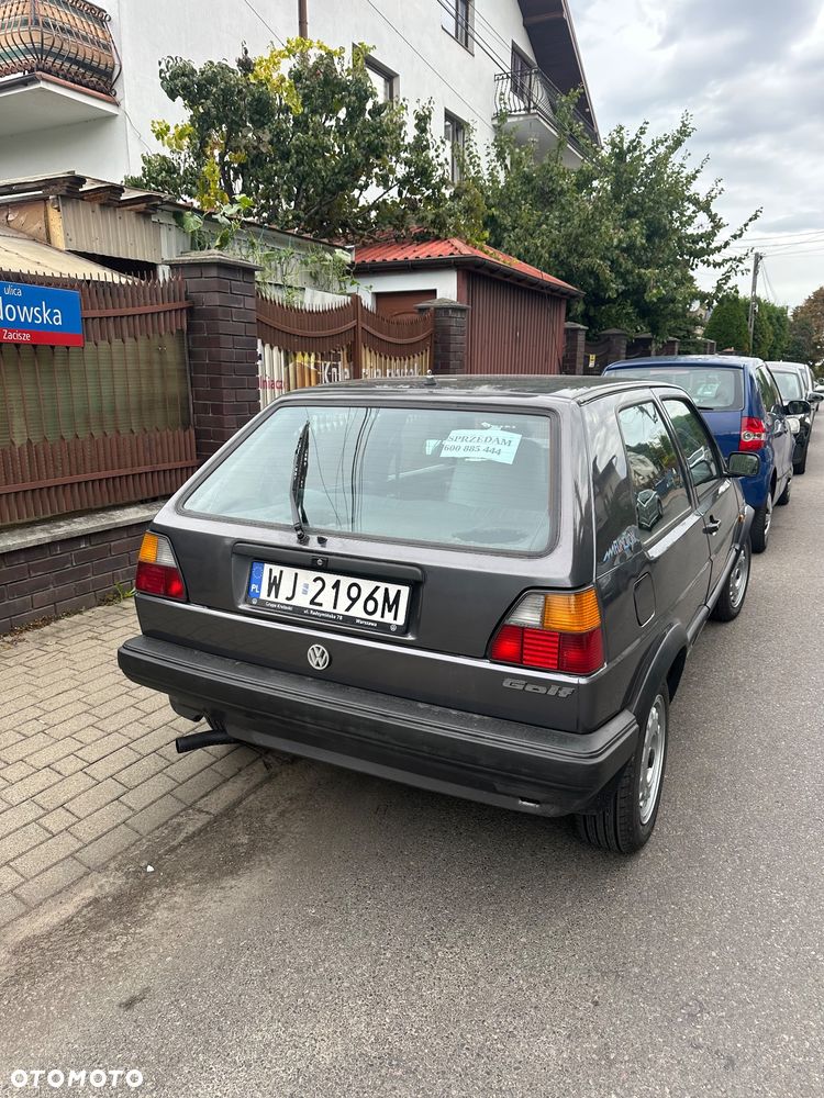 Volkswagen Golf - 4