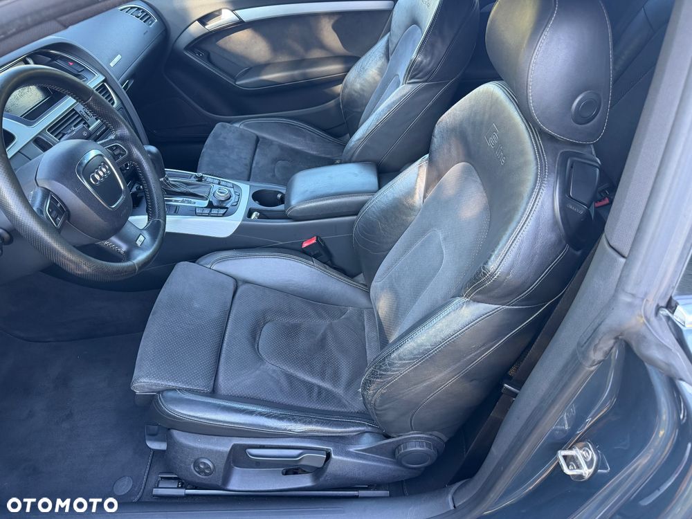 Audi A5 Coupé 2.7 TDI Multitronic - 27