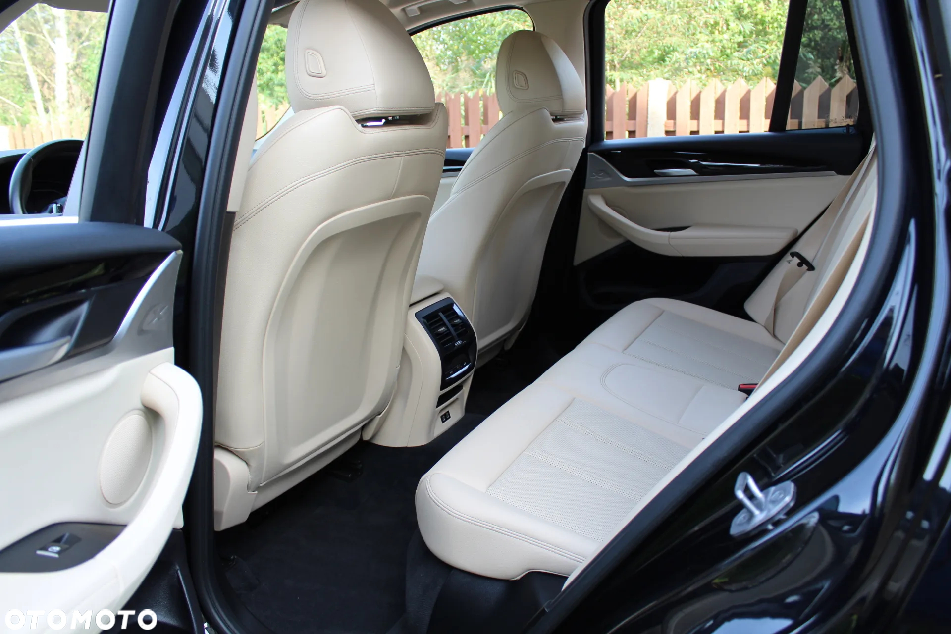 BMW X3 xDrive20d Luxury Line - 26