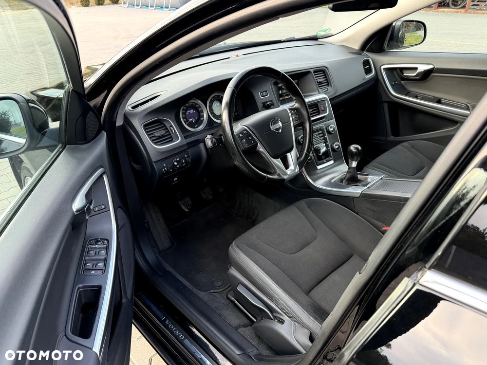 Volvo V60 T3 Edition - 5