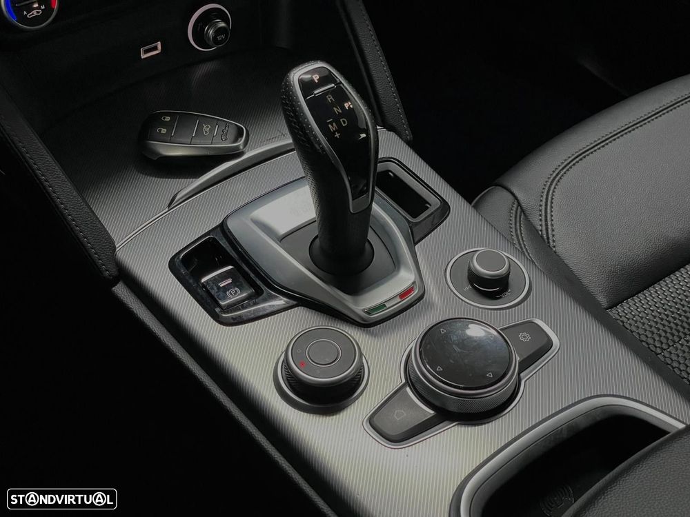 Alfa Romeo Stelvio 2.2 D Sprint AT8 - 23