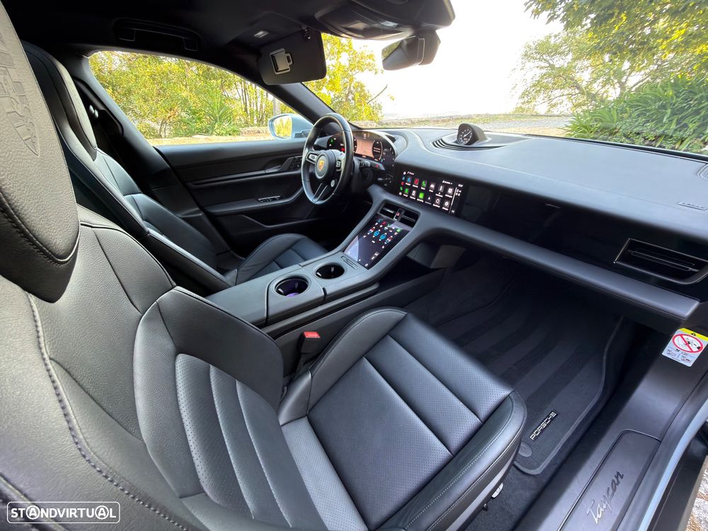 Porsche Taycan Standard - 41
