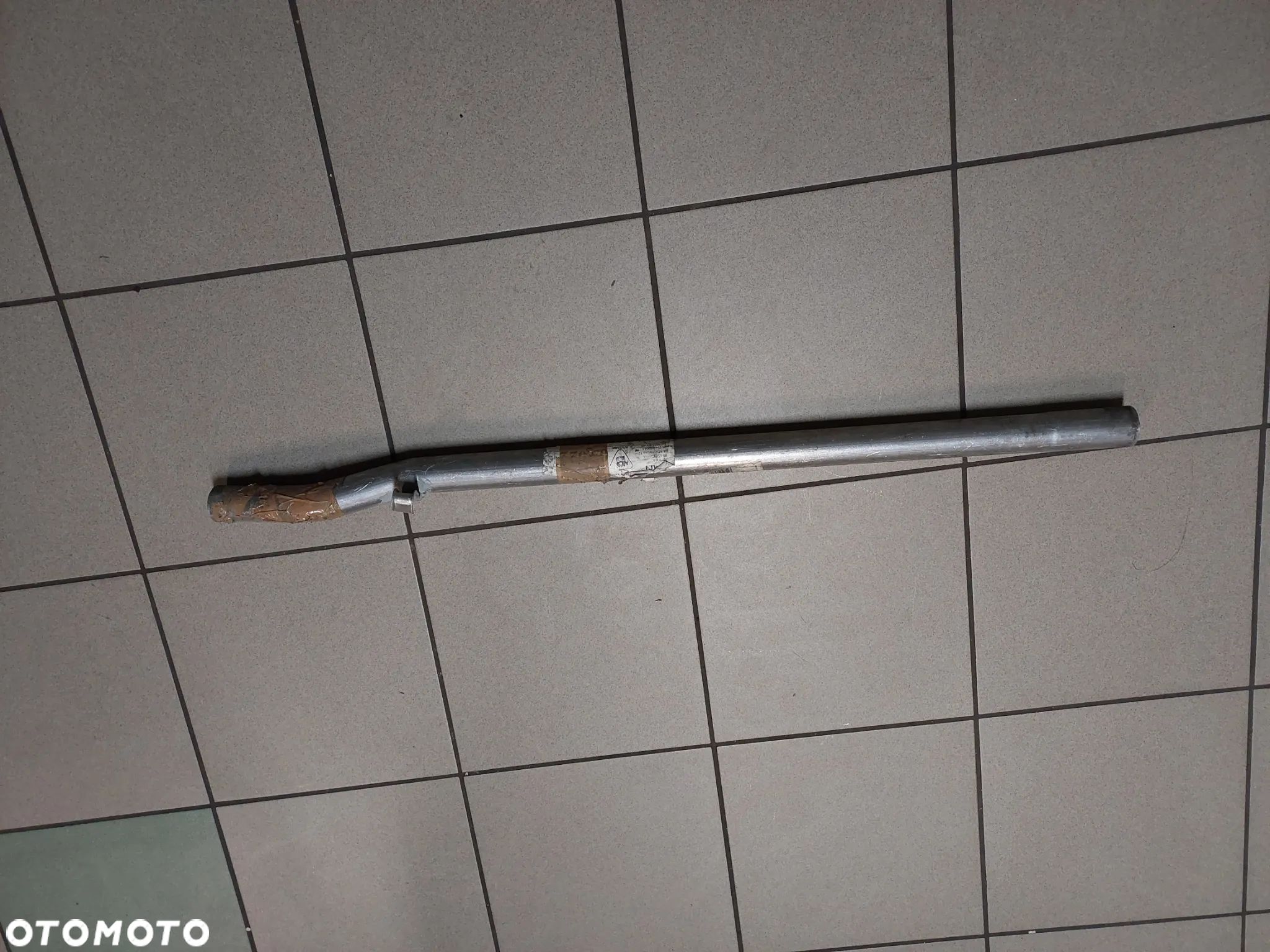 Rura środkowa Volkswagen  VW GOLF I JETTA I 1.1 74-84 ROK - 1