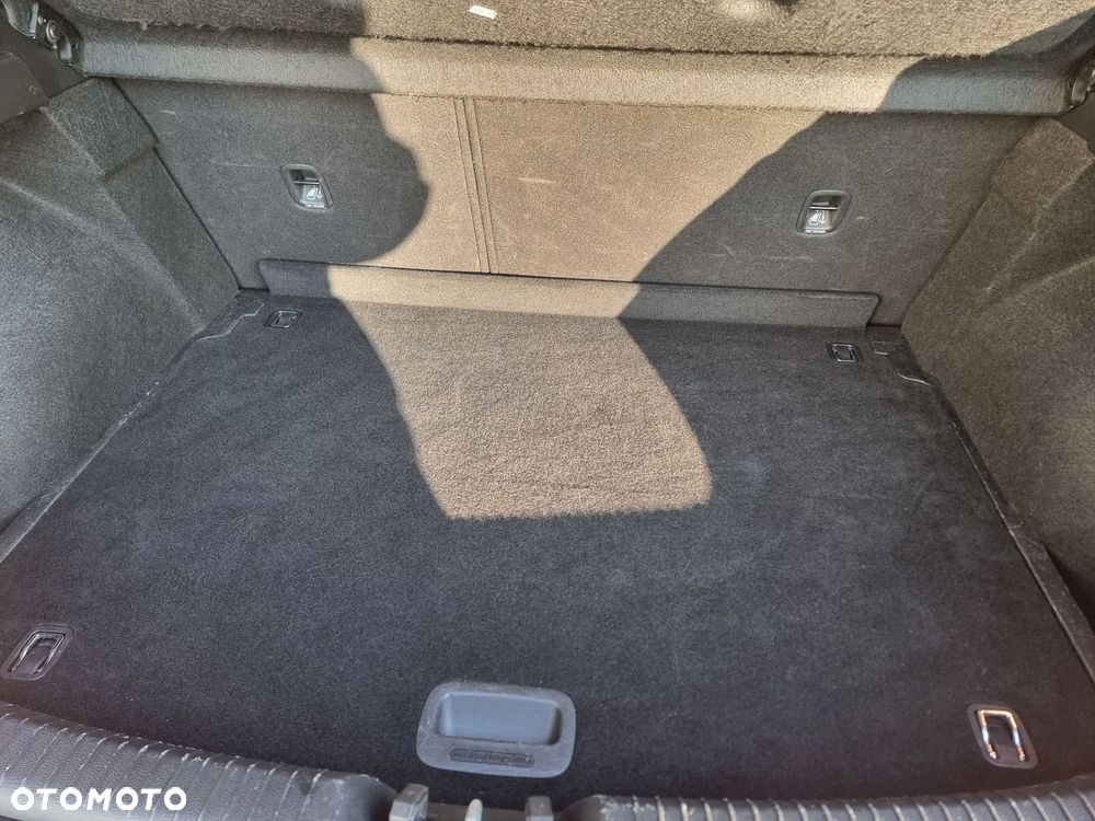 Hyundai i30 1.6 D GET - 24