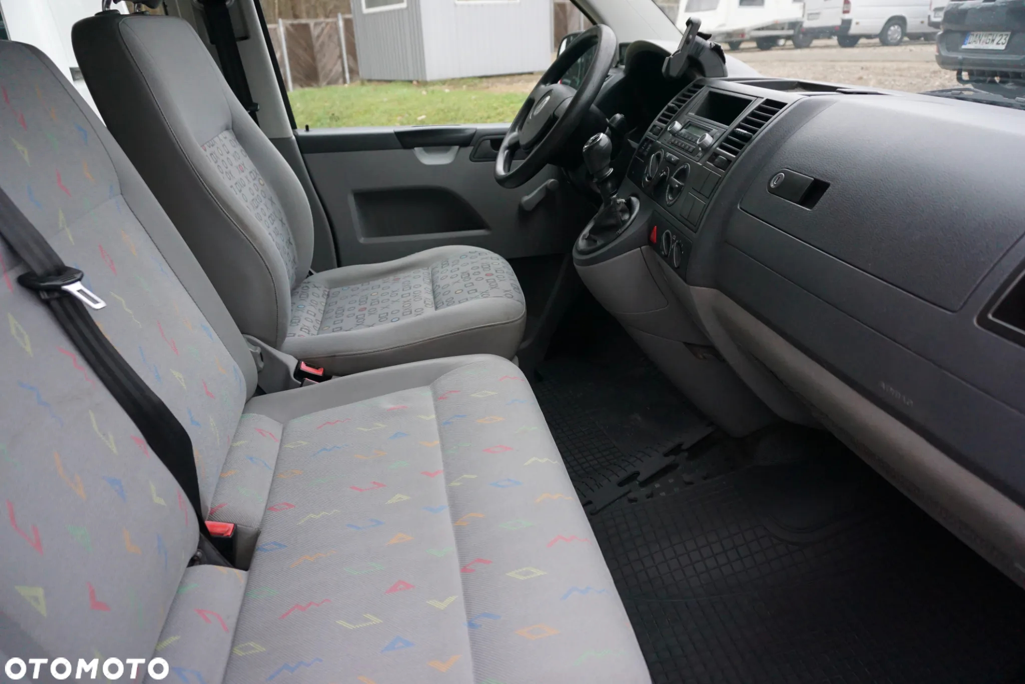 Volkswagen Transporter Caravelle Kurz DPF Comfortline - 13