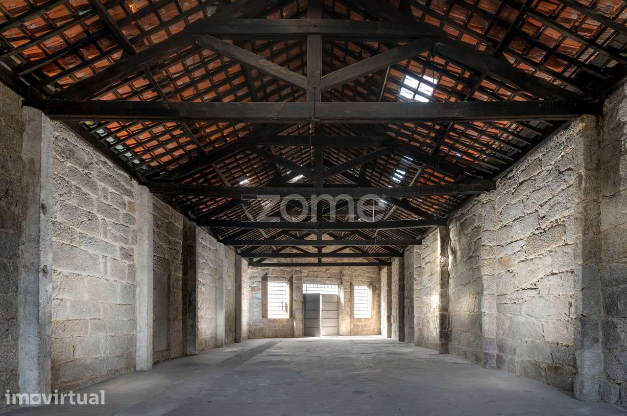 ARMAZÉM (12) DE ARQ. RÚSTICA COM LOGRADOURO EM CAMPANHÃ, PORTO - Grande imagem: 5/25