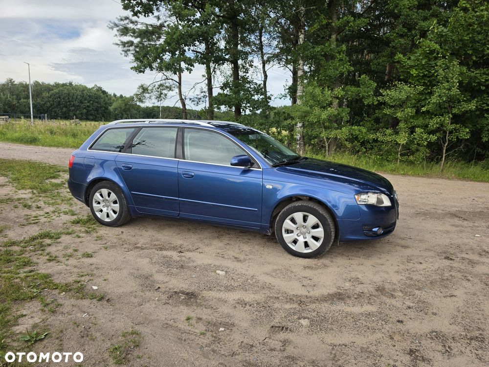 Audi A4 Avant - 1