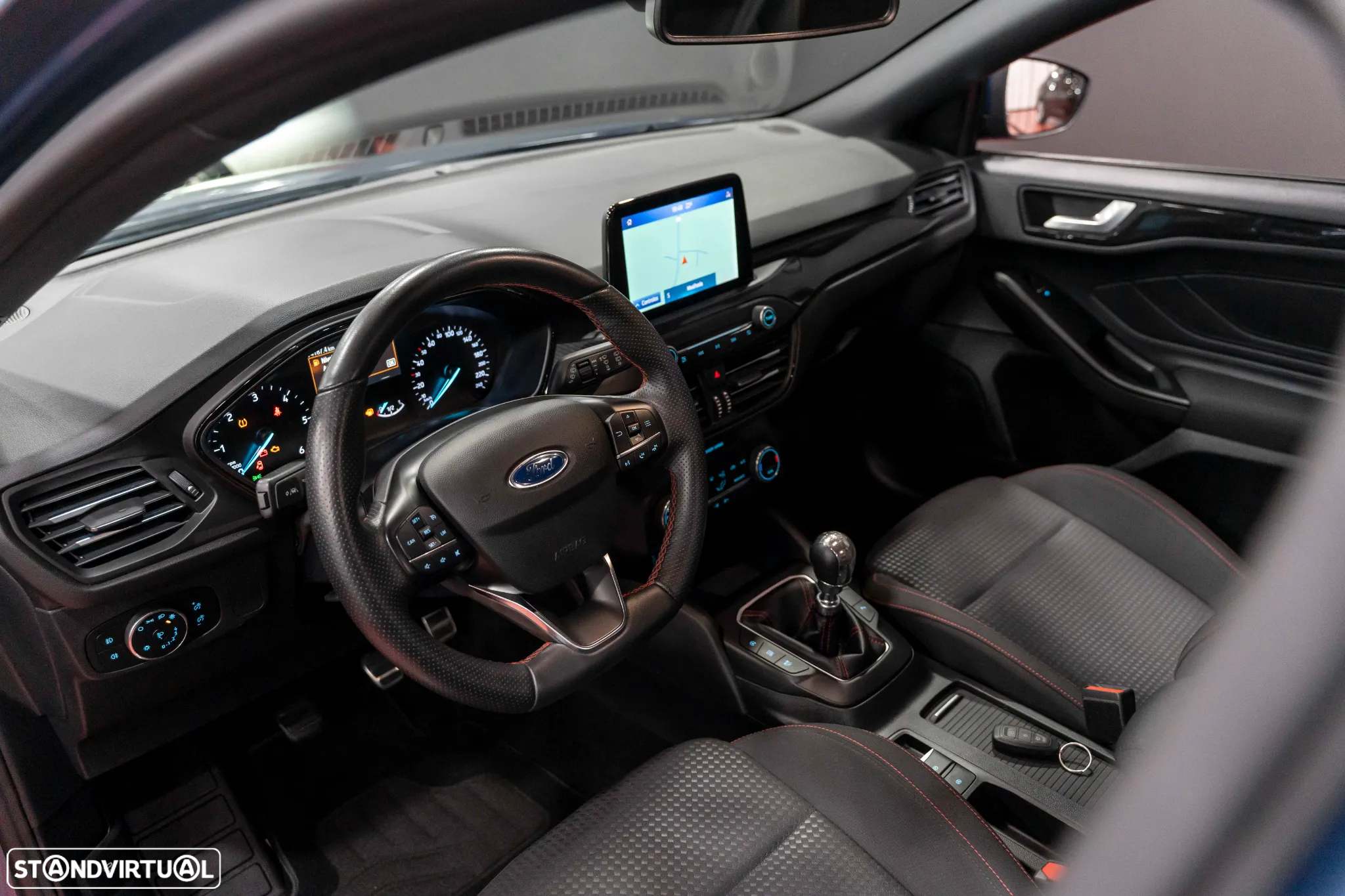 Ford Focus 1.5 TDCi EcoBlue ST-Line - 4