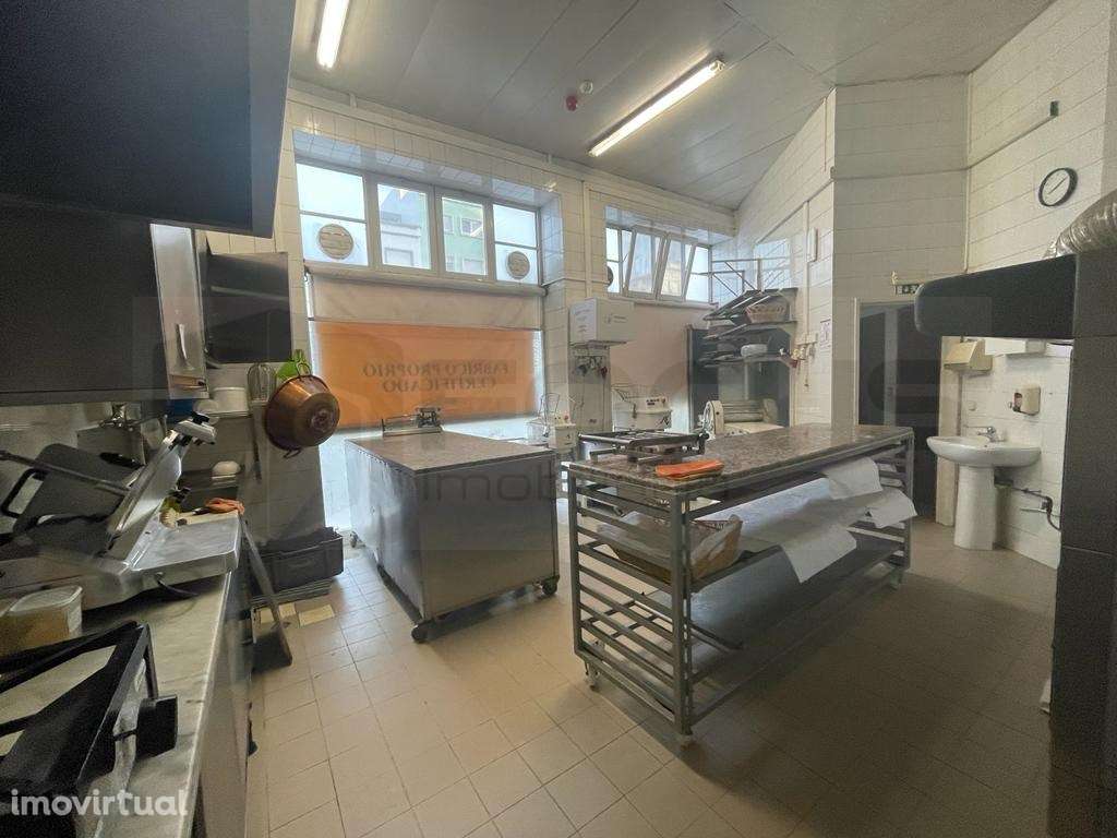 Conceituada Padaria / pastelaria / Confeitaria para Trespasse no Ce... - Grande imagem: 4/9