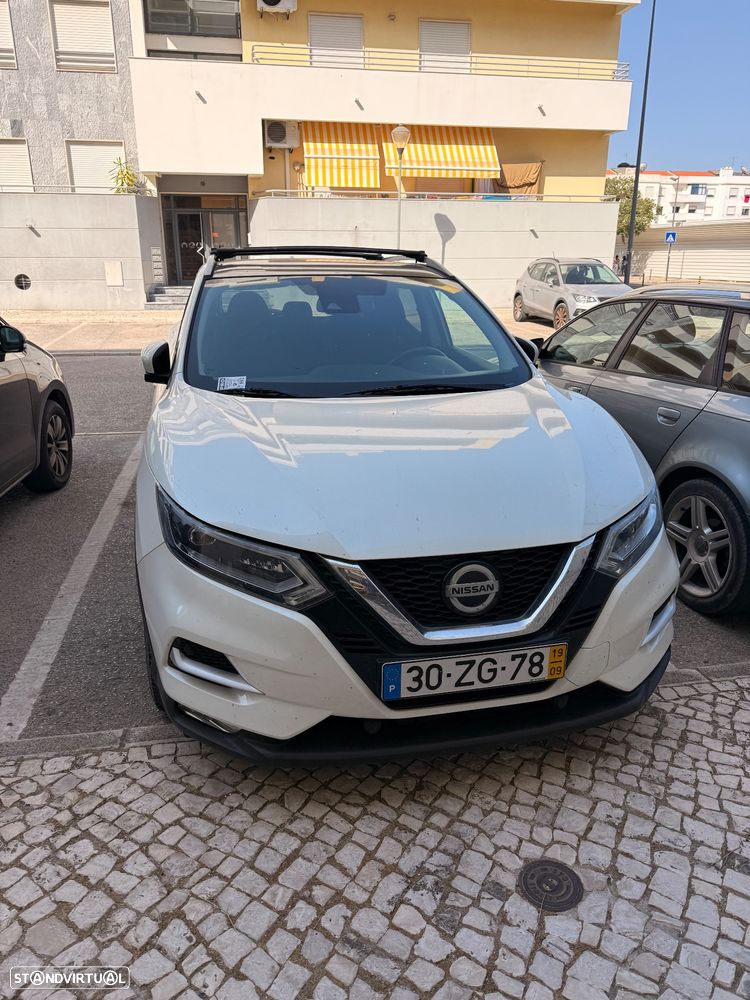 Nissan Qashqai 1.3 DIG-T N-Connecta J18 - 2