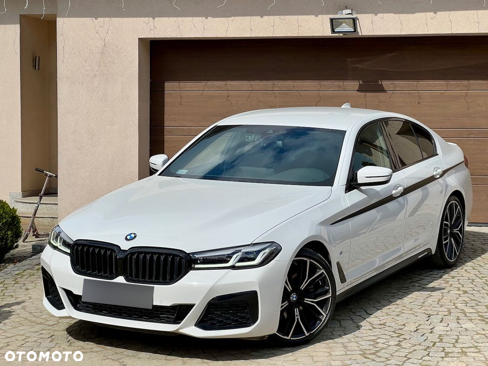 BMW Seria 5 520d M Sport - 2