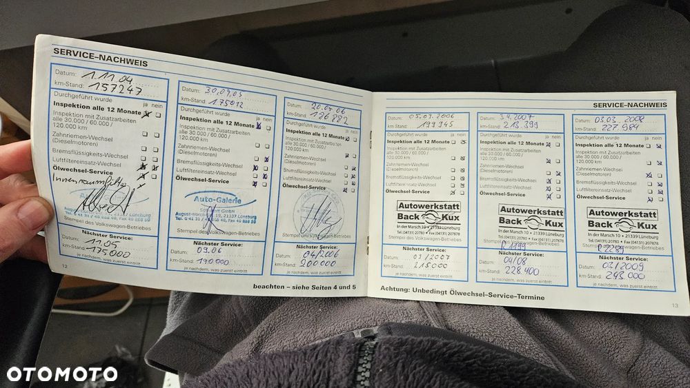 Volkswagen Multivan - 28