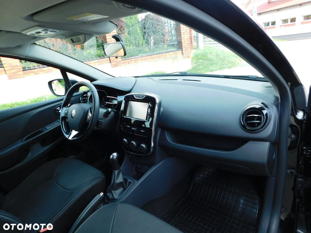 Renault Clio 1.2 16V 75 LIMITED - 17