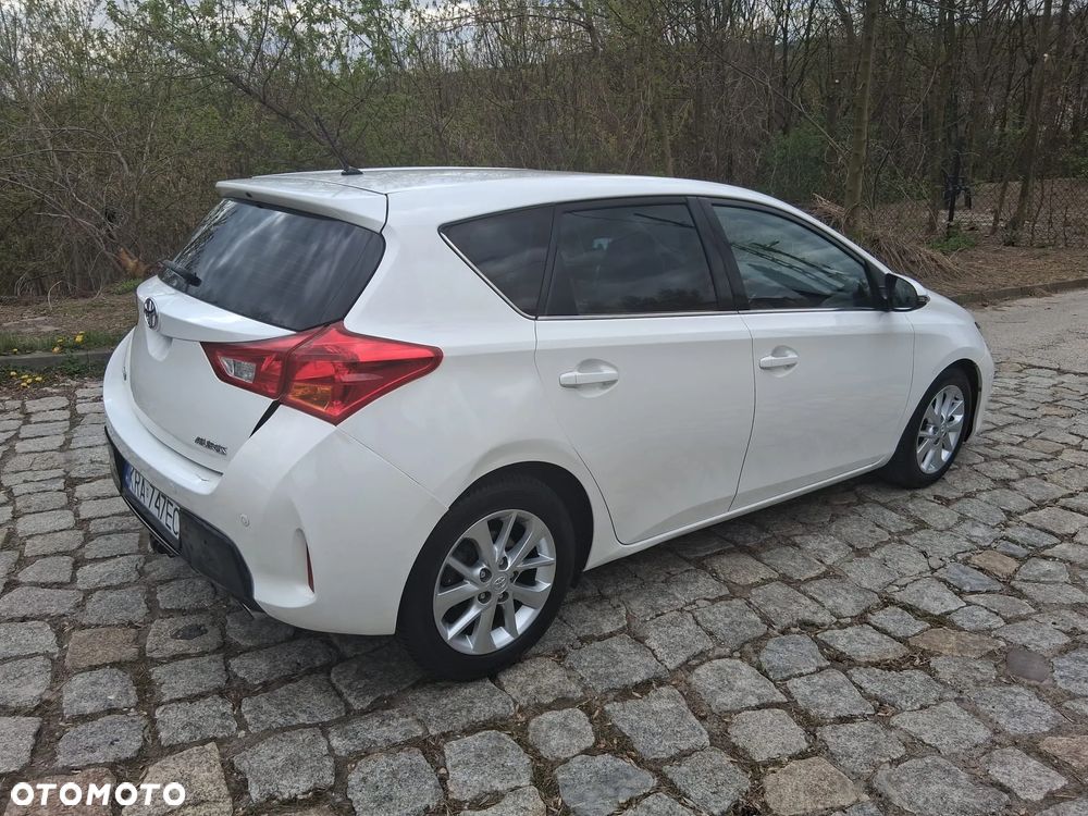 Toyota Auris 2.0 D-4D Comfort - 6